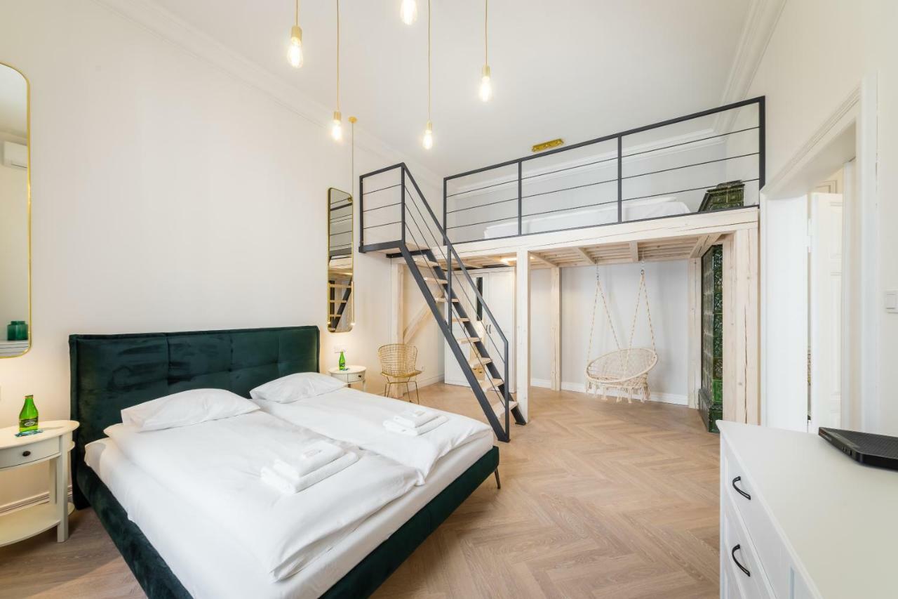 Apartament Deluxe Old Town Sw. Krzyza Wawelofts Cracovia Exterior foto