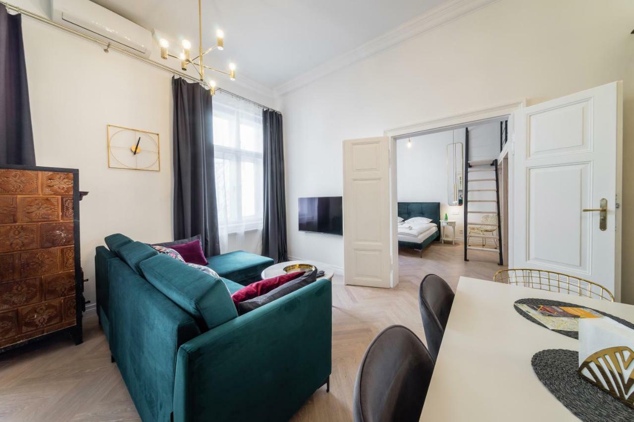 Apartament Deluxe Old Town Sw. Krzyza Wawelofts Cracovia Exterior foto