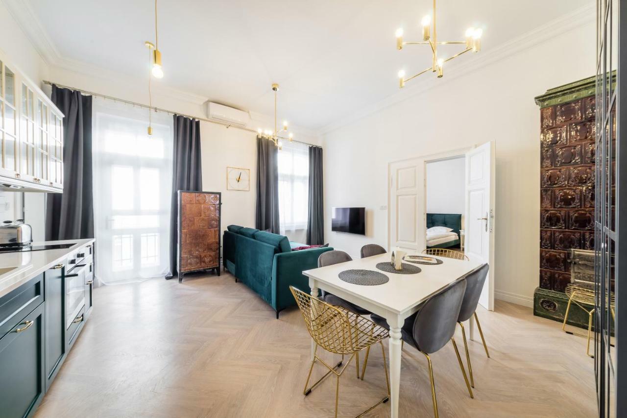 Apartament Deluxe Old Town Sw. Krzyza Wawelofts Cracovia Exterior foto